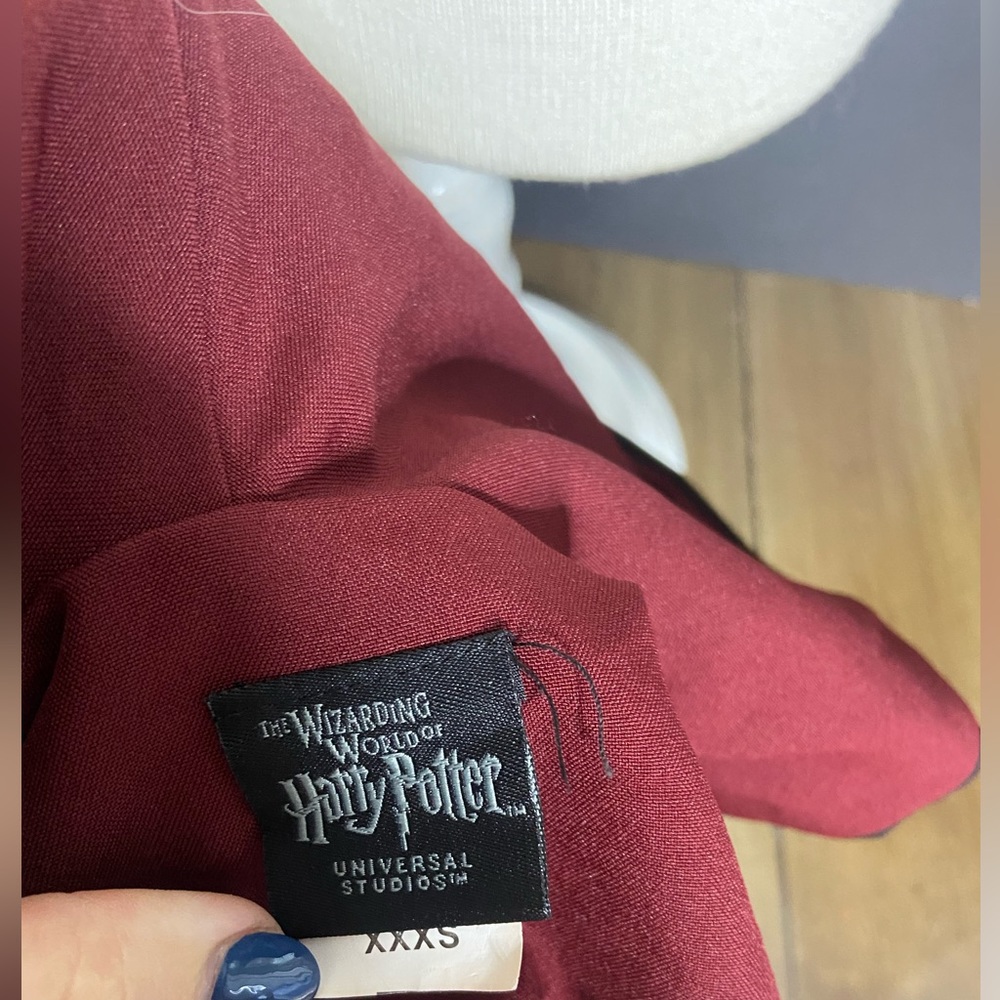 Harry Potter Deluxe Gryffindor Child’s Wizard robe. Size xxxs (kids size 7-10)